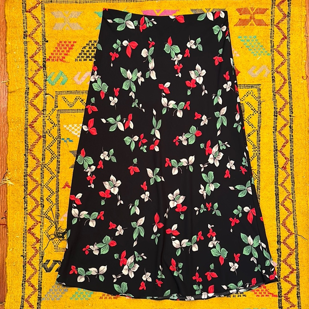 Elegant Floral Skirt